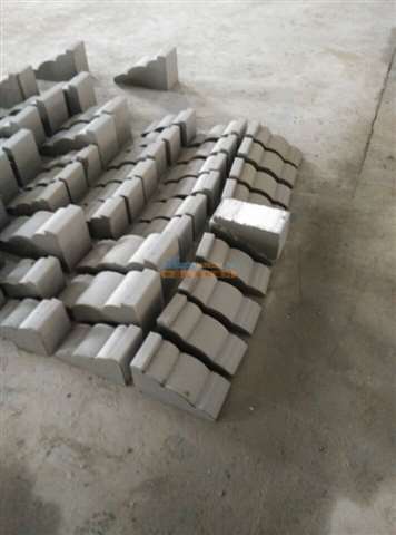 上海奉賢EPS梁托廠家現(xiàn)貨直銷(xiāo)，專(zhuān)業(yè)外墻裝飾建材低價(jià)熱銷(xiāo)中